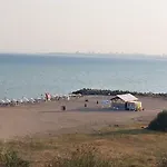 Clara Sea View Apartmán