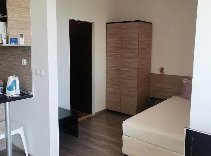 Clara Sea View Apartman Burgasz